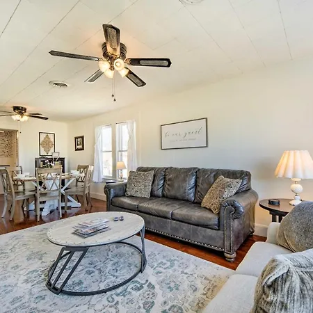 Charming Home Near Downtown Fredericksburg!